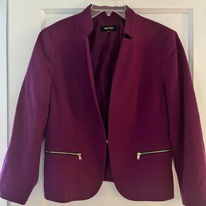 Women's suit jacket size 10